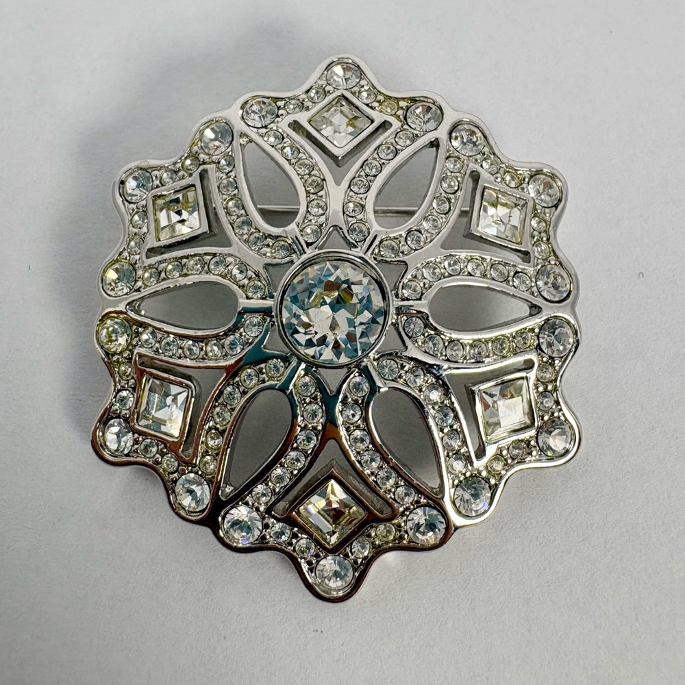Vintage Swarovski Crystal Brooch Silver tone Openwork Snowflake